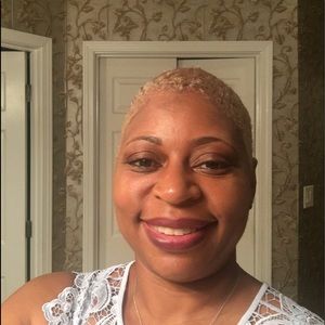 Meet your Posher, Tina